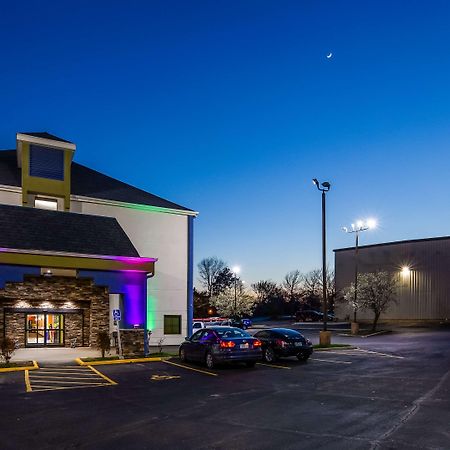 Surestay Plus Hotel By Best Western Blue Springs Eksteriør bilde