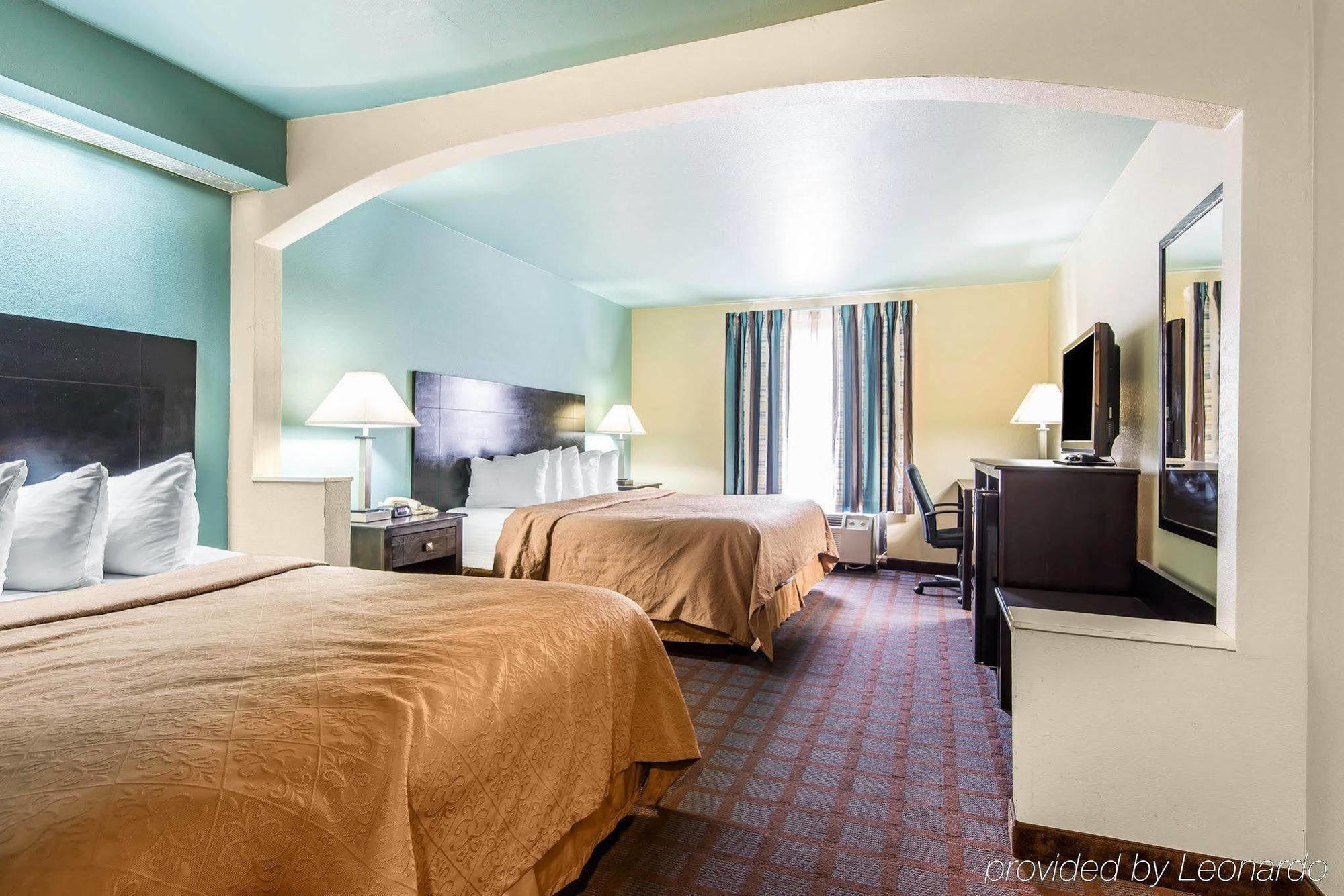 Surestay Plus Hotel By Best Western Blue Springs Eksteriør bilde
